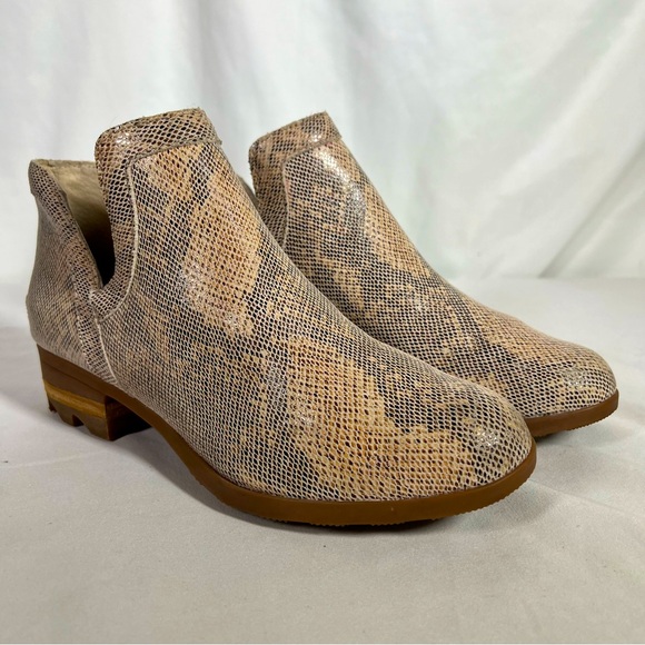 Sorel Shoes - Sorel Lolla II Snakeskin Effect Leather Cut-Out Booties Ankle Boots Size 9